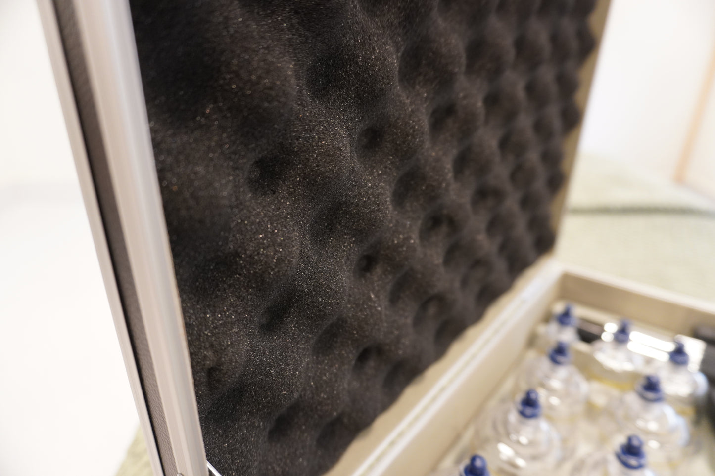 premium cupping hard case. 
